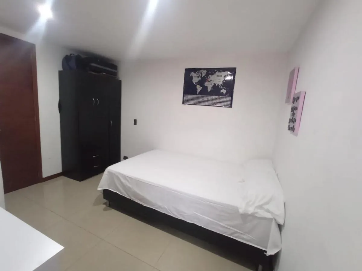 Habitacion Privada Sector Pilarica-Avenida 80 Apartment Medellin 0*,