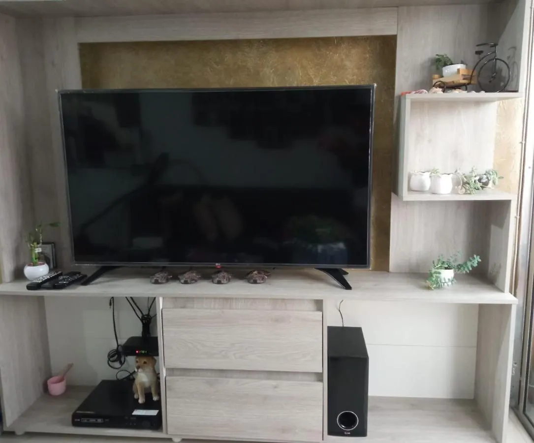 Habitacion Privada Sector Pilarica-Avenida 80 Apartment Medellin Homestay